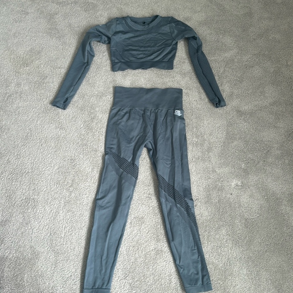 Body engineer Blue two piece set